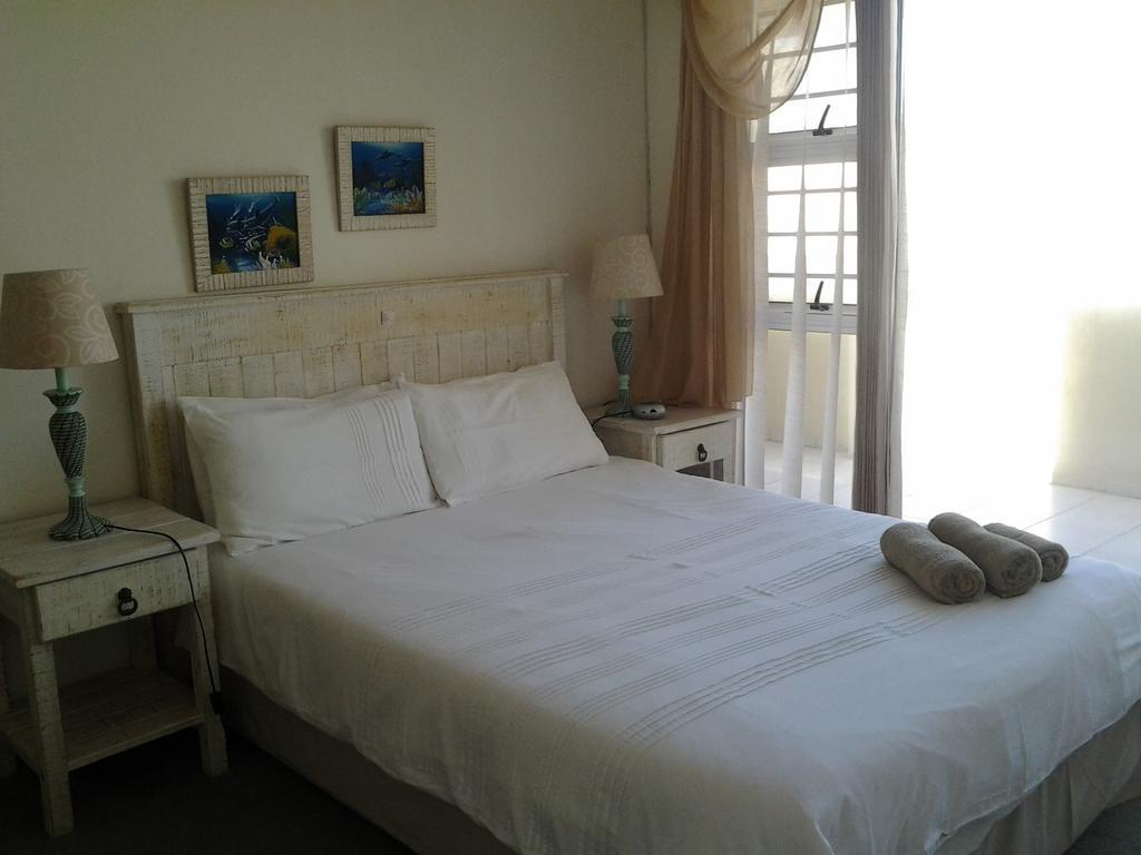 Seashells Holiday Apartments And Conference Centre Jeffreys Bay Bagian luar foto